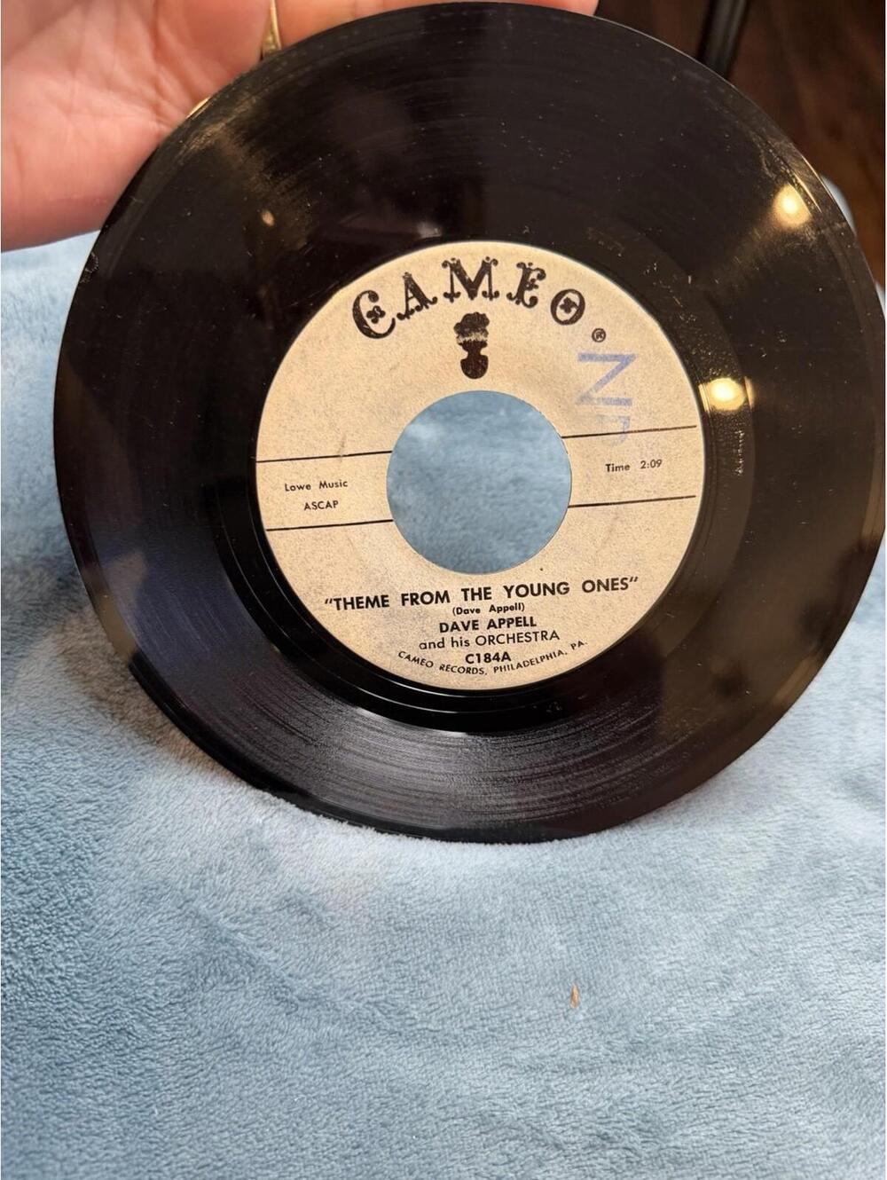 Dave Appell And His Orchestra Theme From The Young Ones Sept Song 45 RPM Cameo
